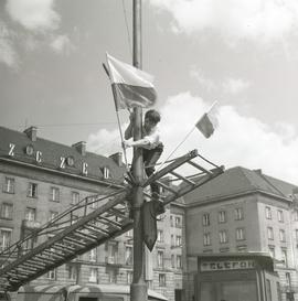 Rozwieszanie flag