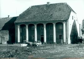 Dwór w Psarach