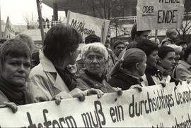 Berlin Wschodni – wielka manifestacja na Alexanderplatz